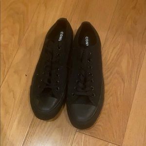 Black Converse Allstars - Size 11